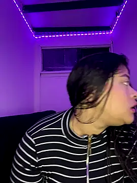 Snapshot of NattashaMore_0719 chatting on 22, 10, 2025 NattashaMore 0719 online show from 22, 10, 2025