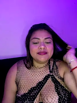 Snapshot of NattashaMore_0719 chatting on 11, 10, 2025 NattashaMore 0719 online show from 11, 10, 2025