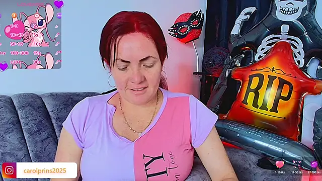 Snapshot of carolinhe_ chatting on 23, 10, 2025 carolinhe online show from 23, 10, 2025