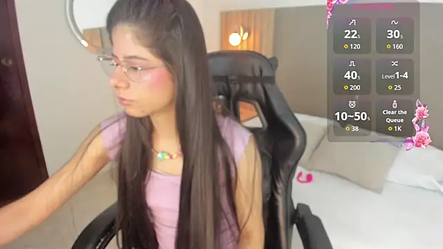 Snapshot of carlina_15 chatting on 13, 6, 2026 carlina 15 online show from 13, 6, 2026