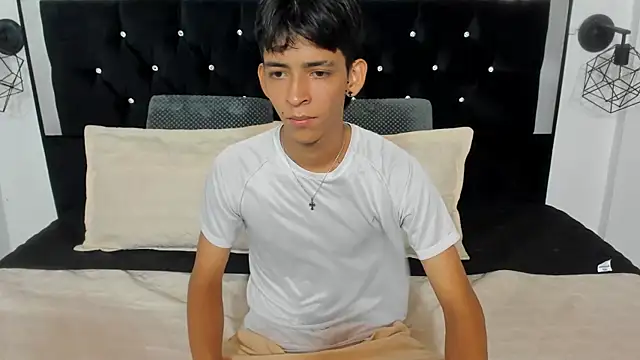 Sebas cat online show from 15, 10, 2025