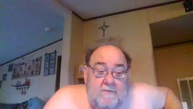 Snapshot of Boblnob chatting on 26, 4, 2026 Boblnob online show from 26, 4, 2026