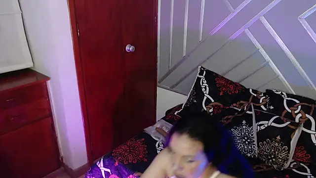 sashabluex online show from 9, 10, 2025