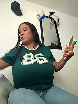Snapshot of You-sexy-starr chatting on 9, 5, 2026 You-sexy-starr online show from 9, 5, 2026