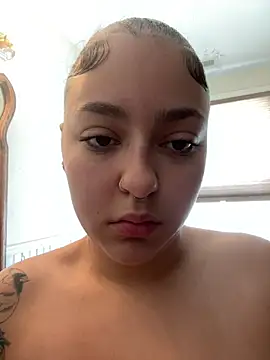 babykalirose online show from 2, 2, 2026