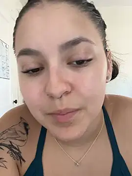 babykalirose online show from 17, 4, 2026