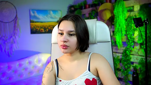 KimClarks  online show from 10, 2, 2026