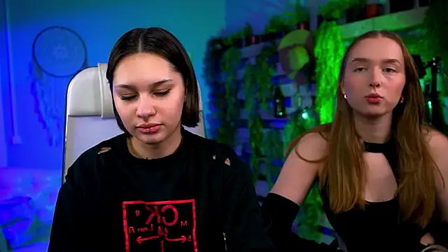 KimClarks  online show from 28, 2, 2026