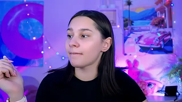 KimClarks  online show from 17, 11, 2025