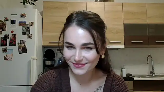 Snapshot of Silviaa_a chatting on 23, 10, 2025 Silviaa a online show from 23, 10, 2025