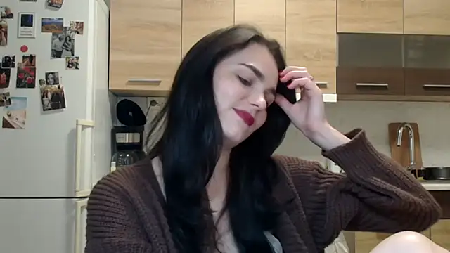 Snapshot of Silviaa_a chatting on 28, 10, 2025 Silviaa a online show from 28, 10, 2025