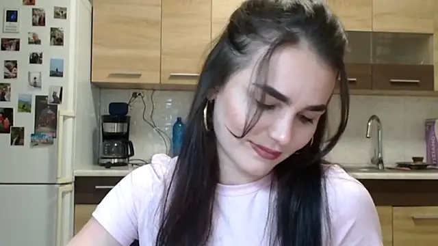 Silviaa a online show from 20, 12, 2025