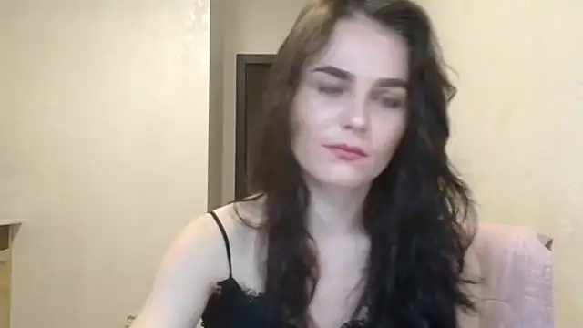 Snapshot of Silviaa_a chatting on 11, 11, 2025 Silviaa a online show from 11, 11, 2025