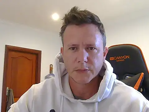 TroyDieselXXX online show from 19, 4, 2026