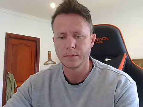 TroyDieselXXX online show from 25, 11, 2025