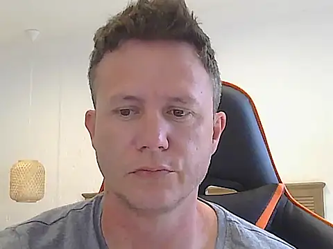 Snapshot of TroyDieselXXX chatting on 20, 10, 2025 TroyDieselXXX online show from 20, 10, 2025