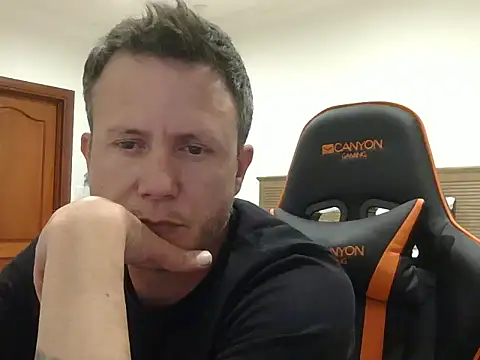 TroyDieselXXX online show from 29, 5, 2026
