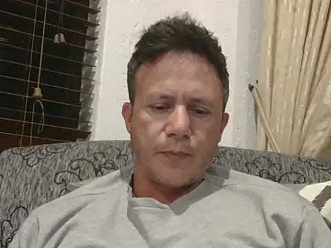 Snapshot of TroyDieselXXX chatting on 3, 11, 2025 TroyDieselXXX online show from 3, 11, 2025