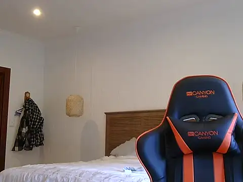 TroyDieselXXX online show from 2, 4, 2026