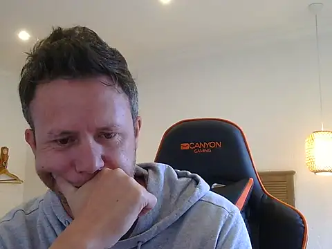 TroyDieselXXX online show from 13, 3, 2026