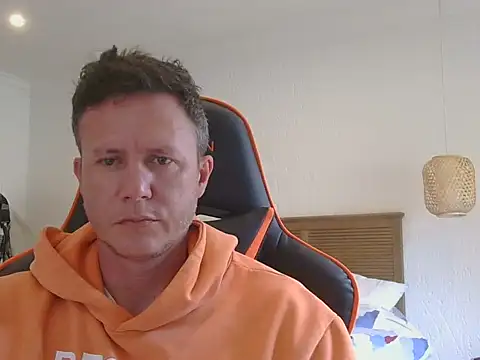 Snapshot of TroyDieselXXX chatting on 3, 11, 2025 TroyDieselXXX online show from 3, 11, 2025