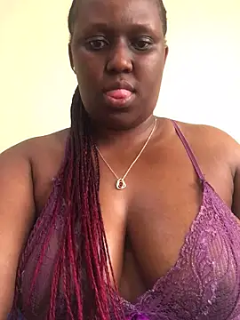 Ebonycurves online show from 23, 9, 2025