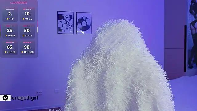 IamLuna2006 online show from 15, 4, 2026