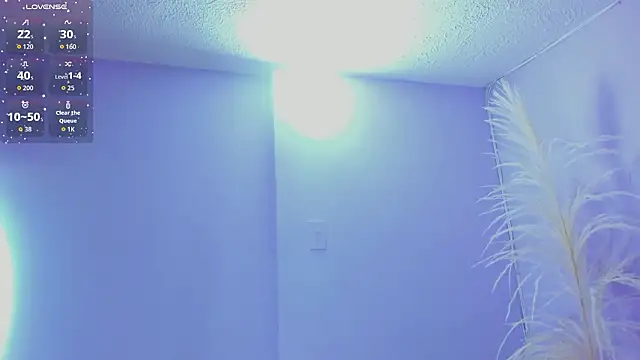 GiannaSlimJB online show from 6, 3, 2026