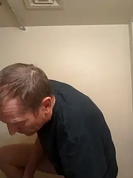 Scooter197352 online show from 15, 1, 2026