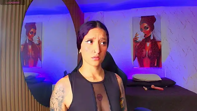 Scaarlettfox online show from 7, 10, 2025