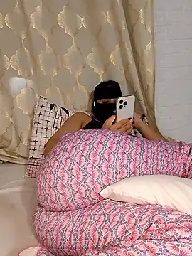 Snapshot of Samaarsexy23 chatting on 18, 11, 2025 Samaarsexy23 online show from 18, 11, 2025