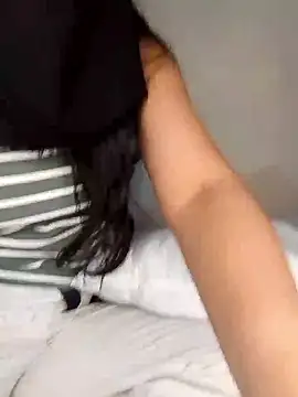 Snapshot of Samaarsexy23 chatting on 16, 10, 2025 Samaarsexy23 online show from 16, 10, 2025