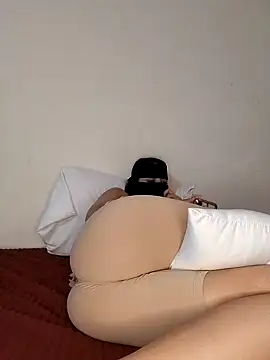 Snapshot of Samaarsexy23 chatting on 11, 10, 2025 Samaarsexy23 online show from 11, 10, 2025