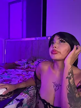 lucialauper  online show from 10, 3, 2026