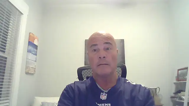 Snapshot of cyclone1212 chatting on 27, 10, 2025 cyclone1212 online show from 27, 10, 2025