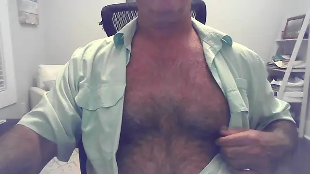 Snapshot of cyclone1212 chatting on 15, 6, 2026 cyclone1212 online show from 15, 6, 2026
