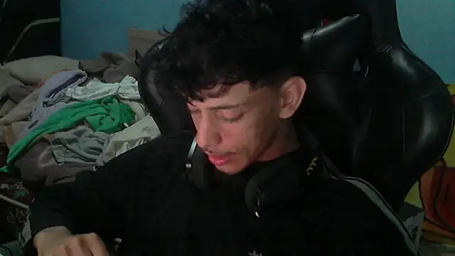 Dark DesireX online show from 16, 4, 2026