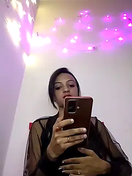 Your-Kitkat online show from 5, 11, 2025