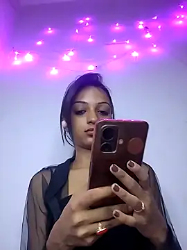 Your-Kitkat online show from 15, 11, 2025