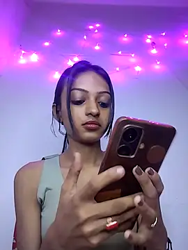 Your-Kitkat online show from 14, 11, 2025