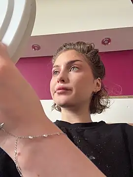 KellyKeler online show from 13, 2, 2026