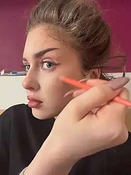 KellyKeler online show from 25, 2, 2026