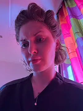 KellyKeler online show from 4, 3, 2026