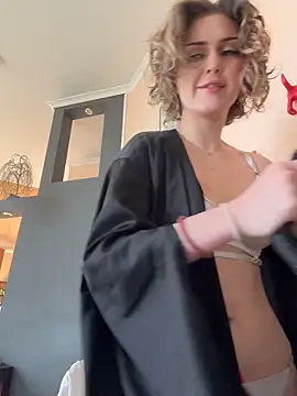 KellyKeler online show from 6, 3, 2026