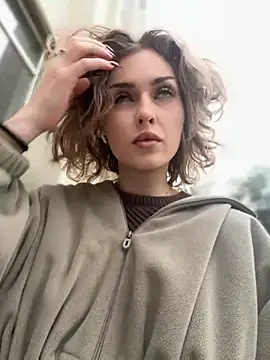 Snapshot of KellyKeler chatting on 18, 10, 2025 KellyKeler online show from 18, 10, 2025