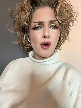 Snapshot of KellyKeler chatting on 13, 11, 2025 KellyKeler online show from 13, 11, 2025