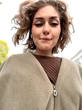 Snapshot of KellyKeler chatting on 16, 10, 2025 KellyKeler online show from 16, 10, 2025