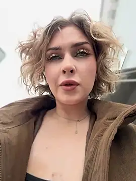 Snapshot of KellyKeler chatting on 25, 11, 2025 KellyKeler online show from 25, 11, 2025