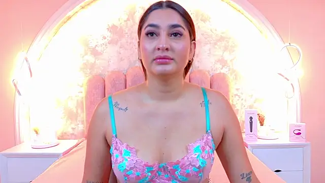 JasmineRhodes online show from 13, 11, 2025