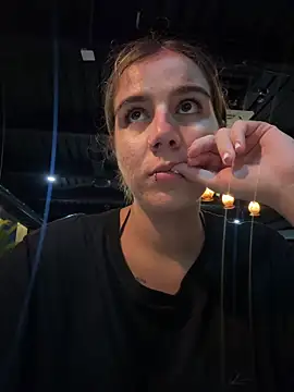 AllieYourGirl online show from 8, 4, 2026